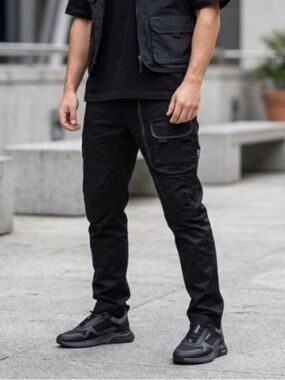 Embellish NYC Men’s Black Kai Cargo Pants with Silver Zipper Details Size 32